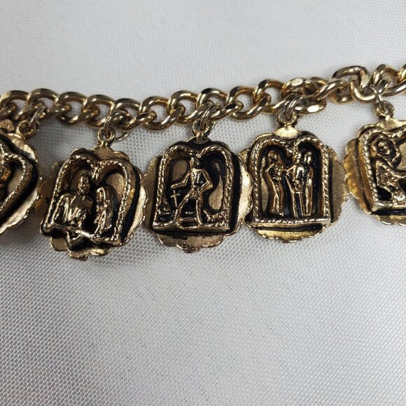 10 Ten Commandments Charm Bracelet From 1960s 7in Heavy Chain Vintage - Picture 10 of 15